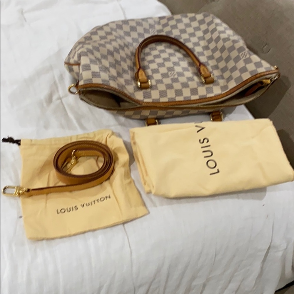 Authentic Louis Vuitton Riviera MM Damier Azur